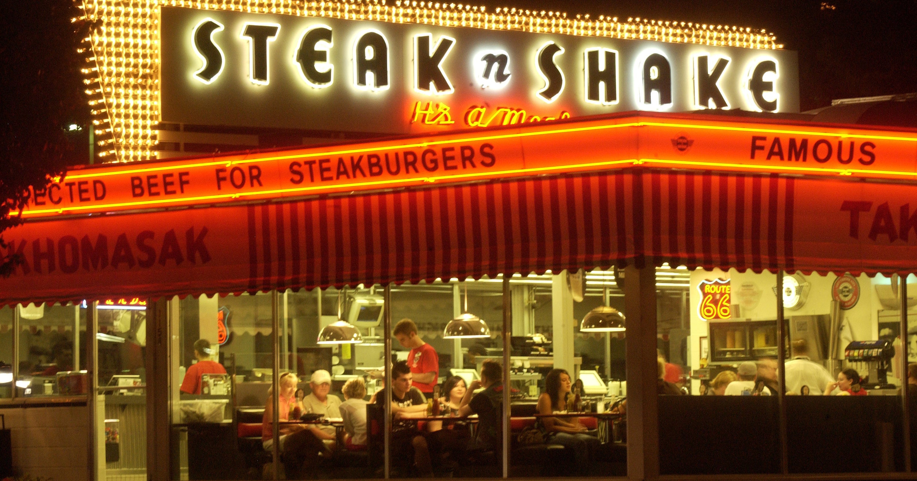 Police investigate robbery at Springfield Steak n Shake
