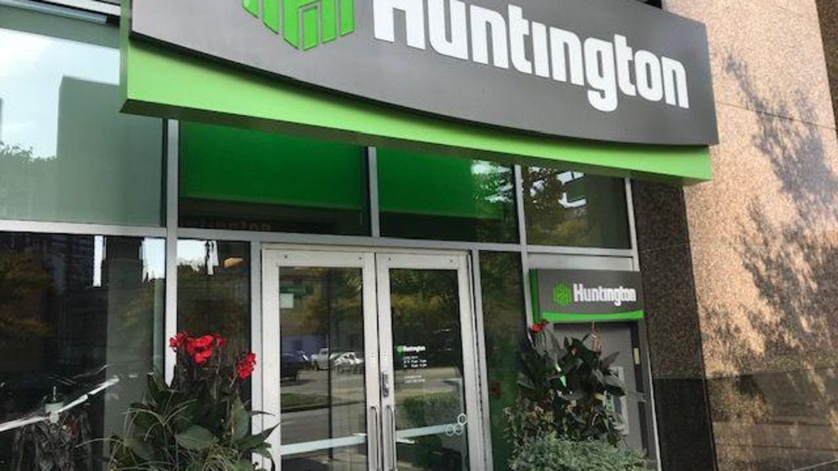 Huntington Tcf Bank Closures Coming To Holland This Summer Fall