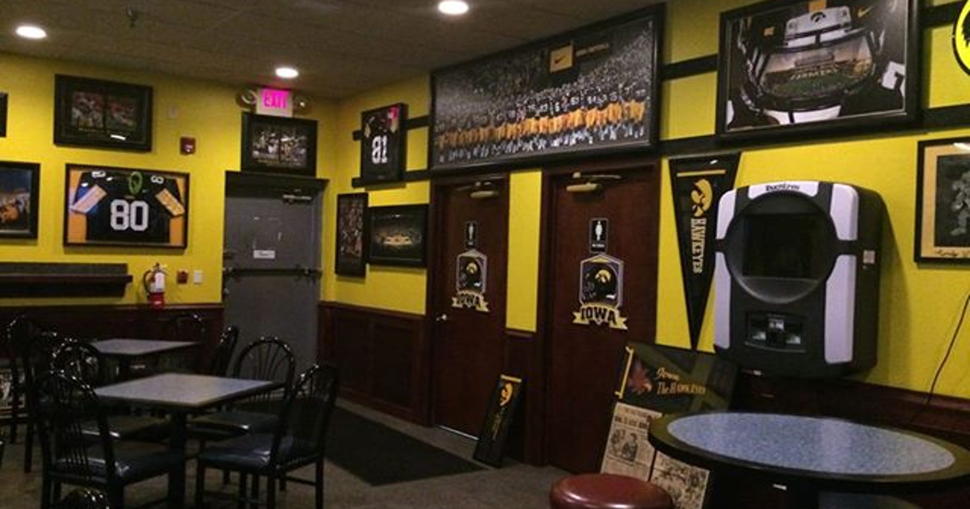 Hawkeye bar, Front Row, moves to Clive