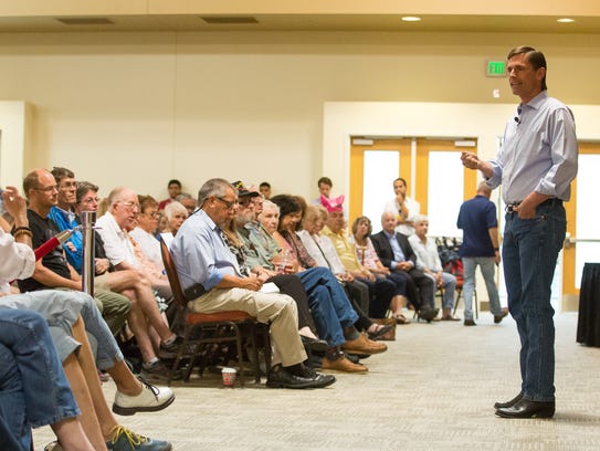 U.S. Sen. Martin Heinrich, D-N.M., speaks with constituents