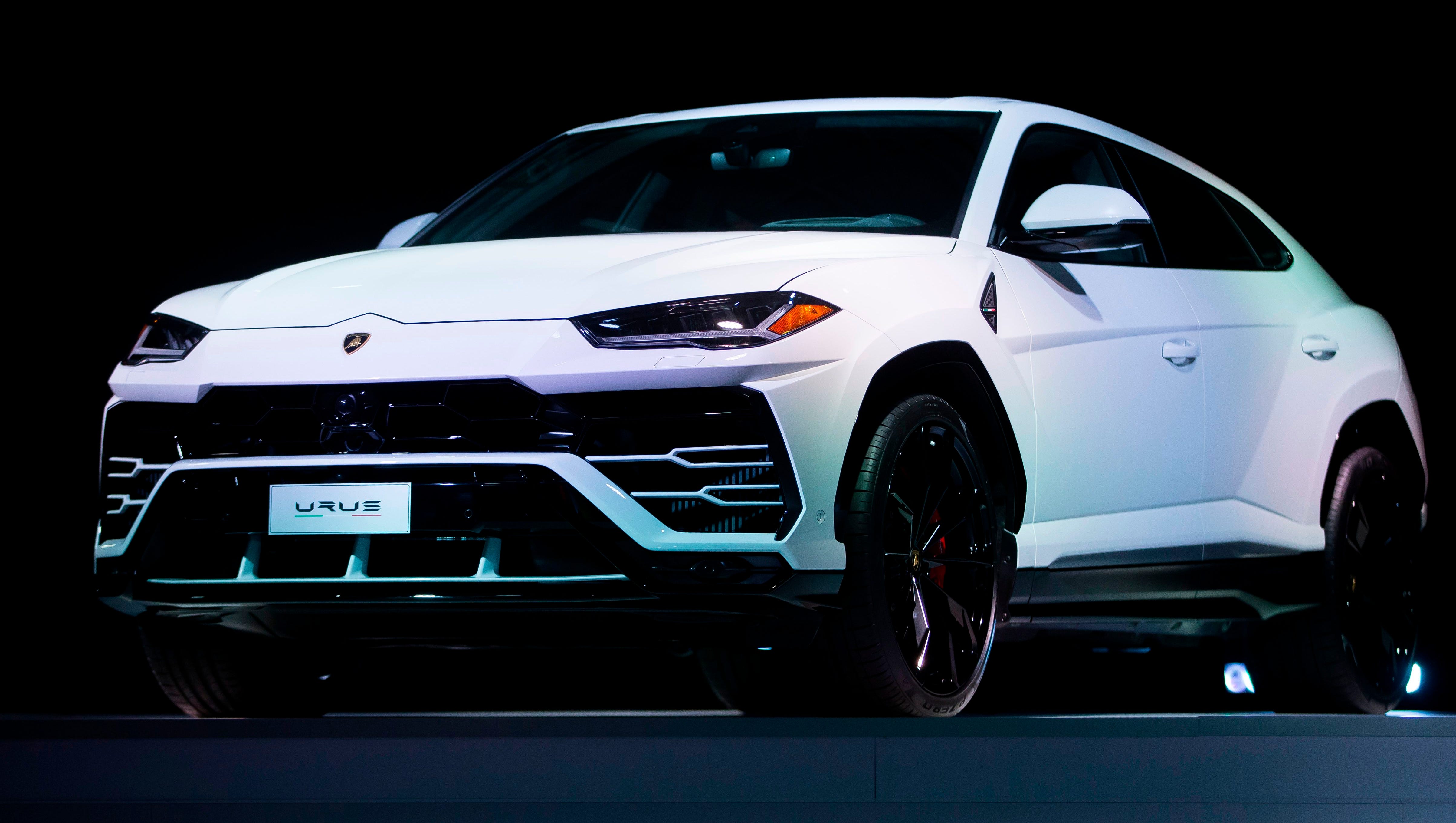 Lamborghini vows supercar performance in Urus SUV