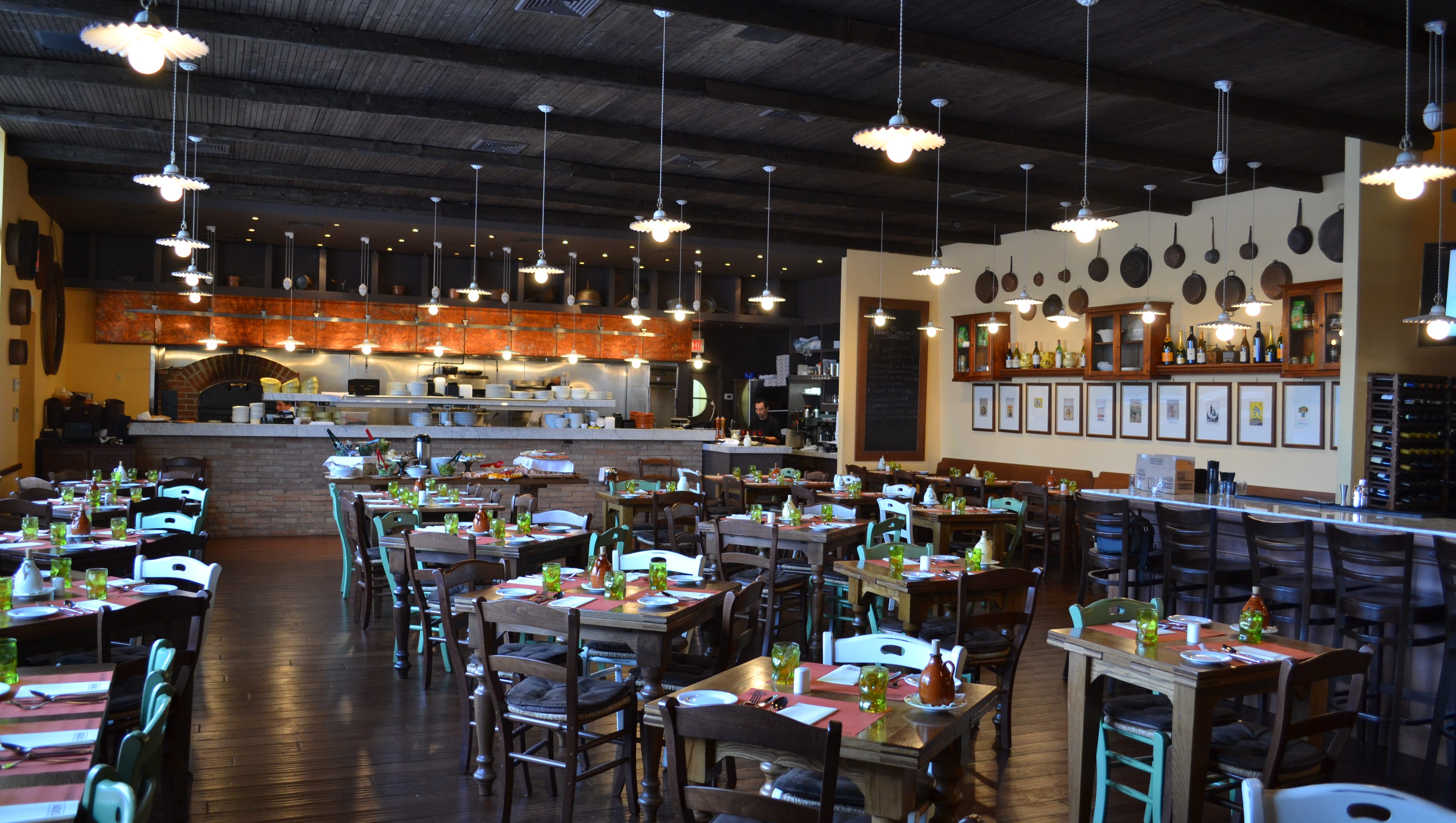 Dinner And A Show Open Kitchen Eateries In Nj