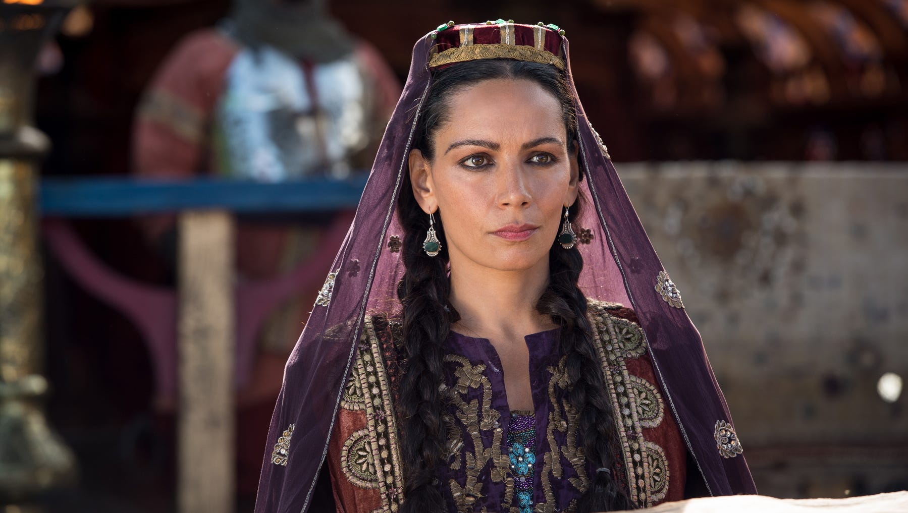Sneak Peek Da Vinci Mom In Demons Finale