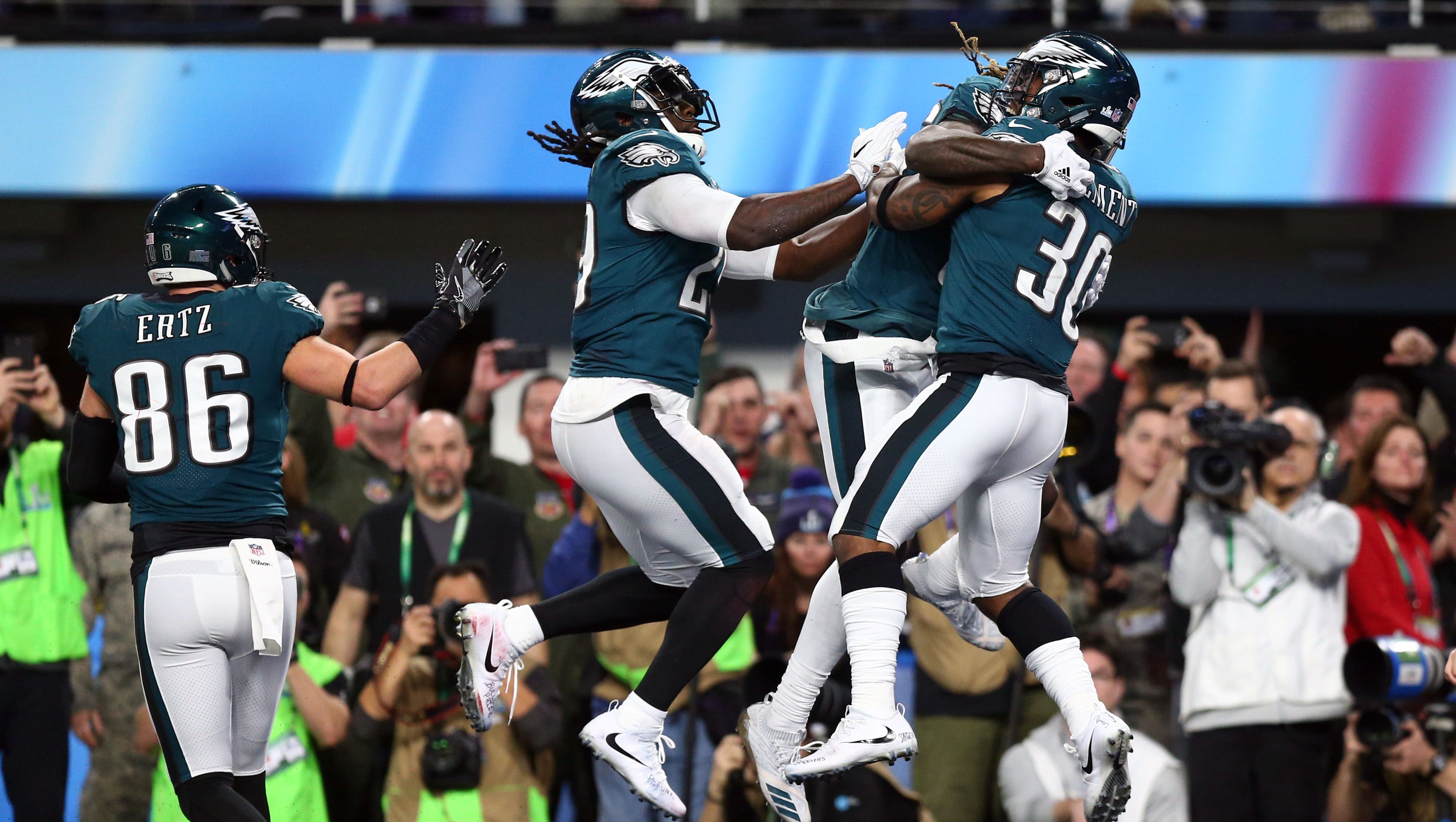 Super Bowl 2018 Eagles Dethrone Tom Brady Patriots In Stunner