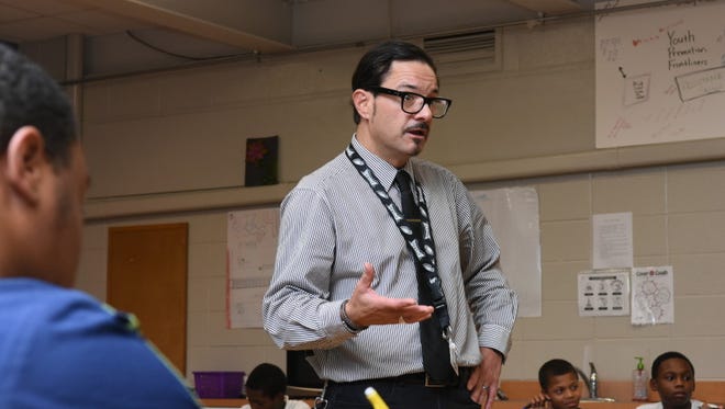 Chaz Molins, MSW, LCSW, coordinator of Violence Outreach, Intervention & Community Engagement for Christiana Care Health System, led the multimedia program at Clarence Fraim Boys & Girls Club of Delaware.