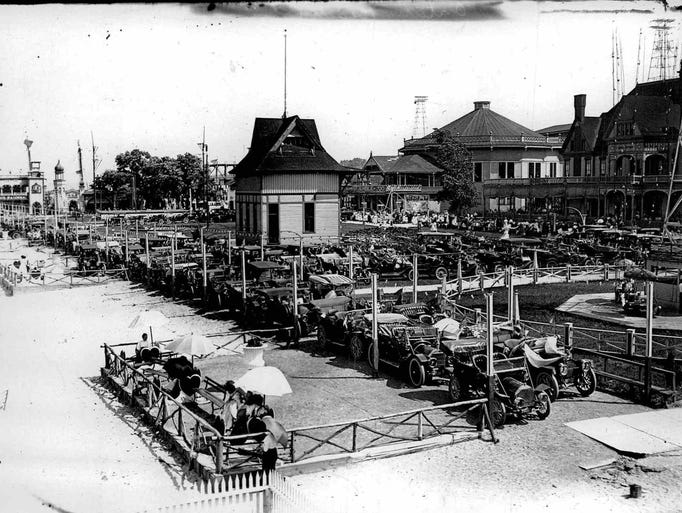 Automobile Club of Rochester's annual outing for orphans