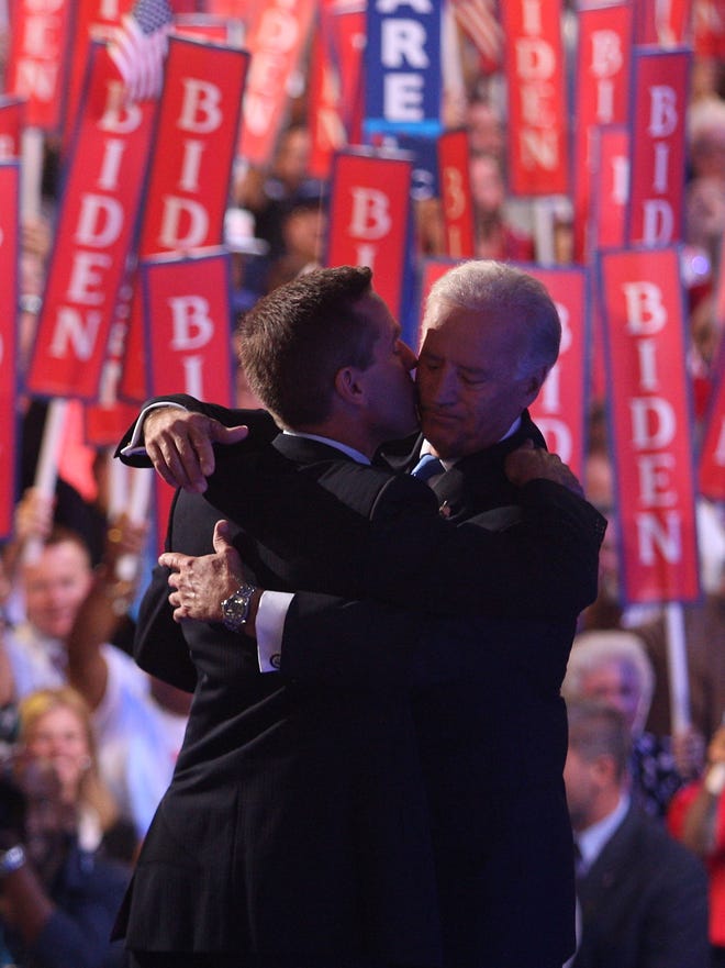 Joe Biden S Memoir Offers Diary Entries Of Son Beau S Last Moments