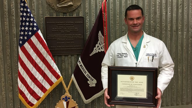 Lt. Col. Justin Orr, who is stationed at William Beaumont Army Medical Center, was recently given the Army Surgeon General's Physician Recognition Award for the rank of lieutenant colonel. Orr is the director of the Orthopaedic Surgery Residency Program at the hospital.