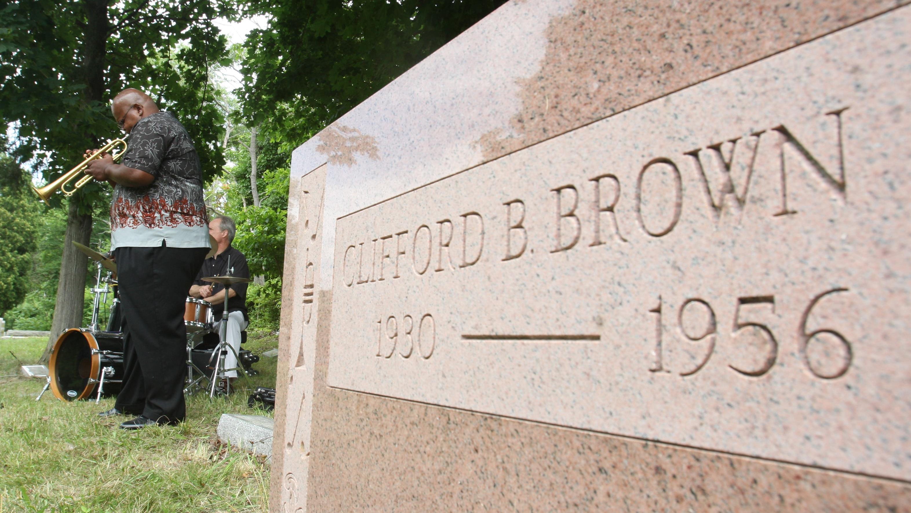 clifford brown car accident