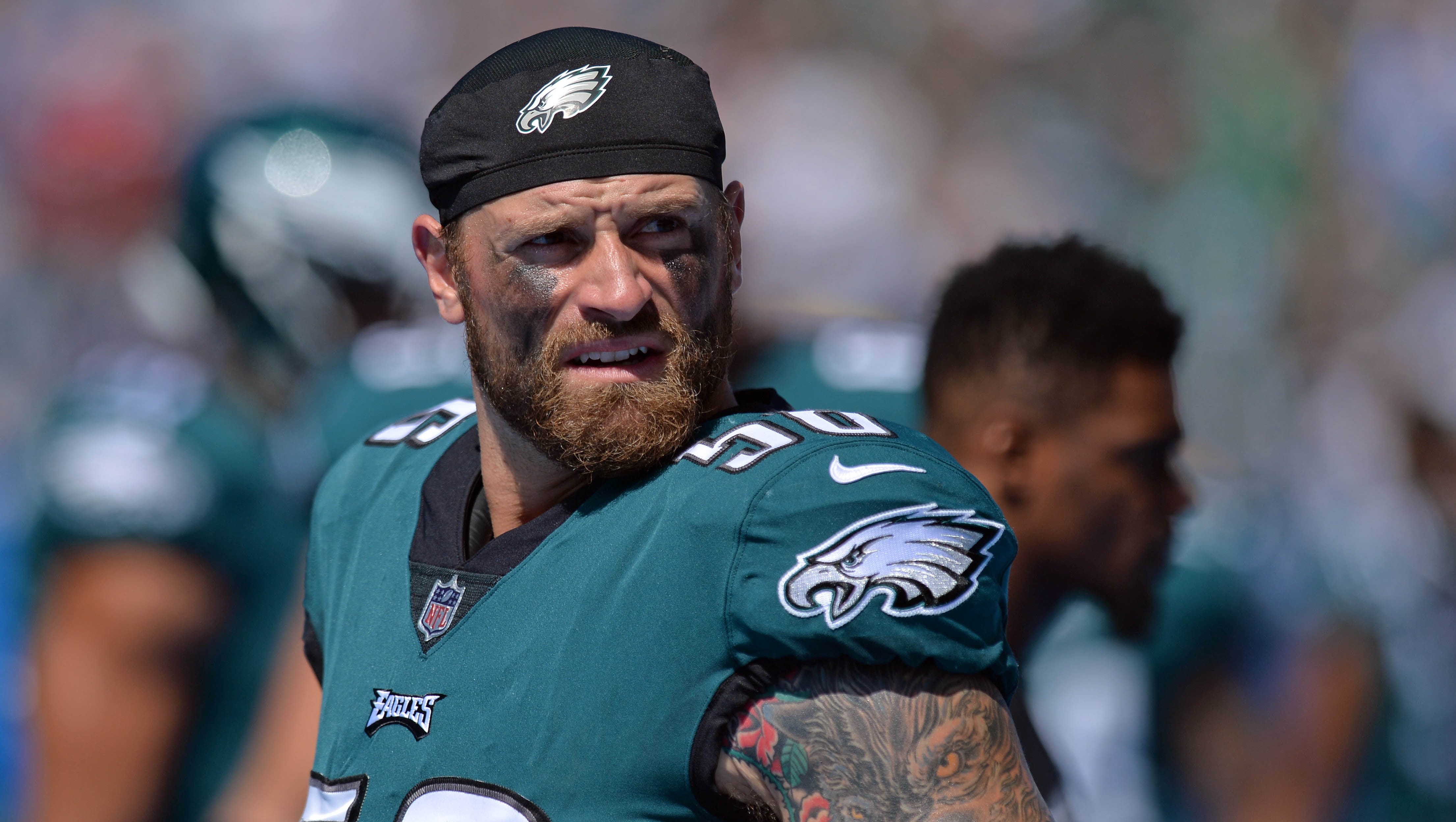 Eagles De Chris Long Donating His Entire Salary For