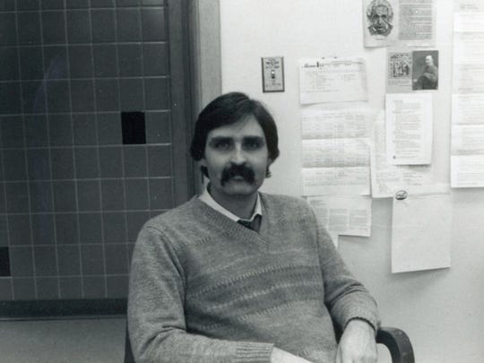 Uw Manitowoc Philosophy Professor Alan White To Retire After 36 Years