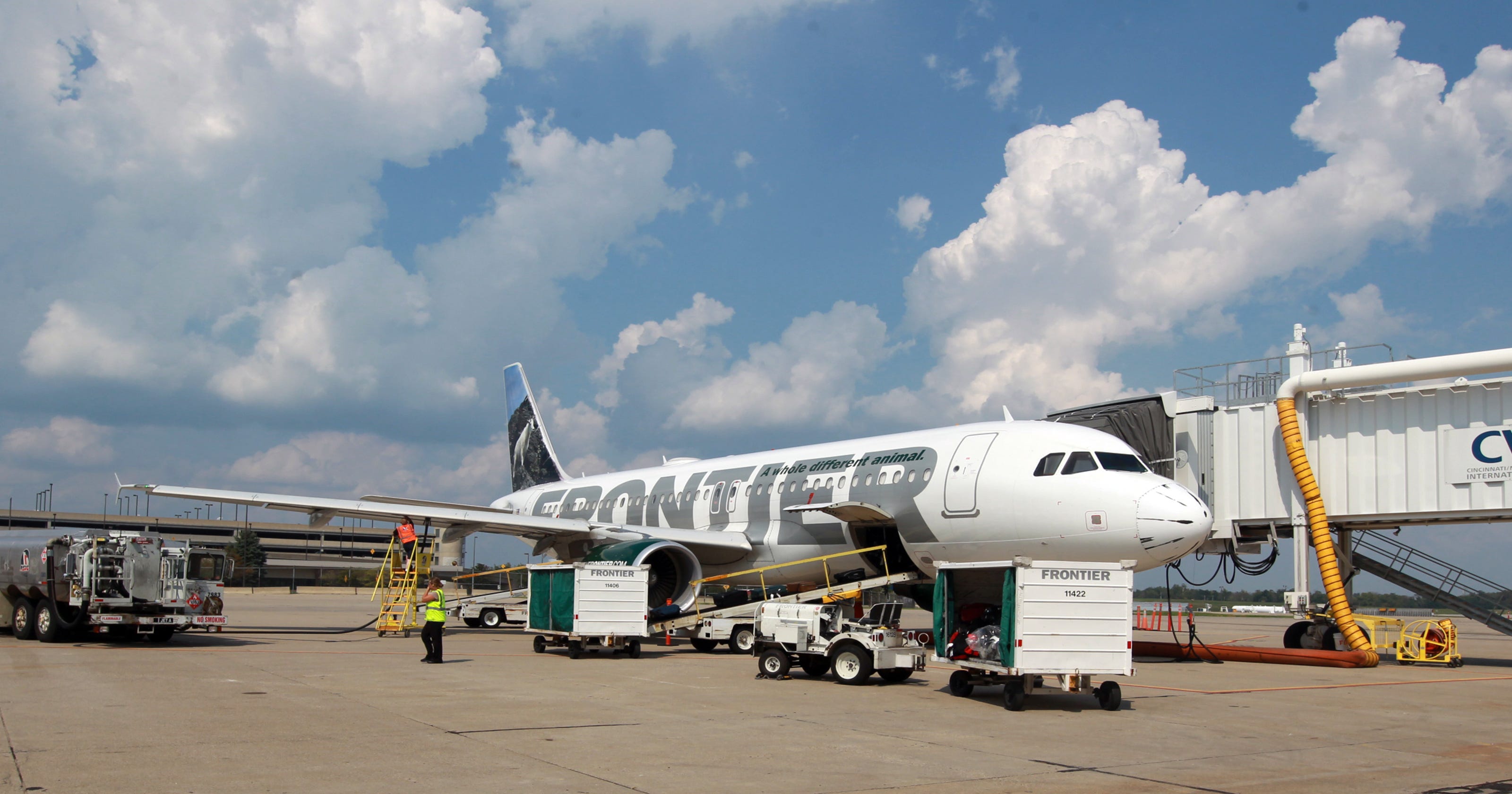 Price war? Frontier, Allegiant offer CVG flight deals