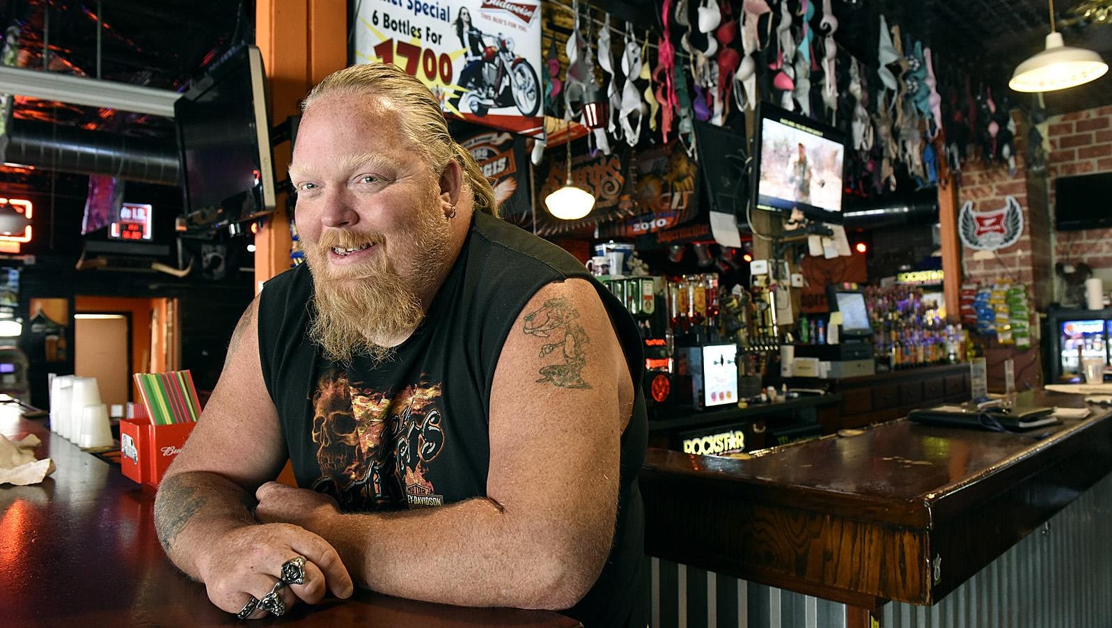 Whats It Like To Own A Biker Themed Bar 
