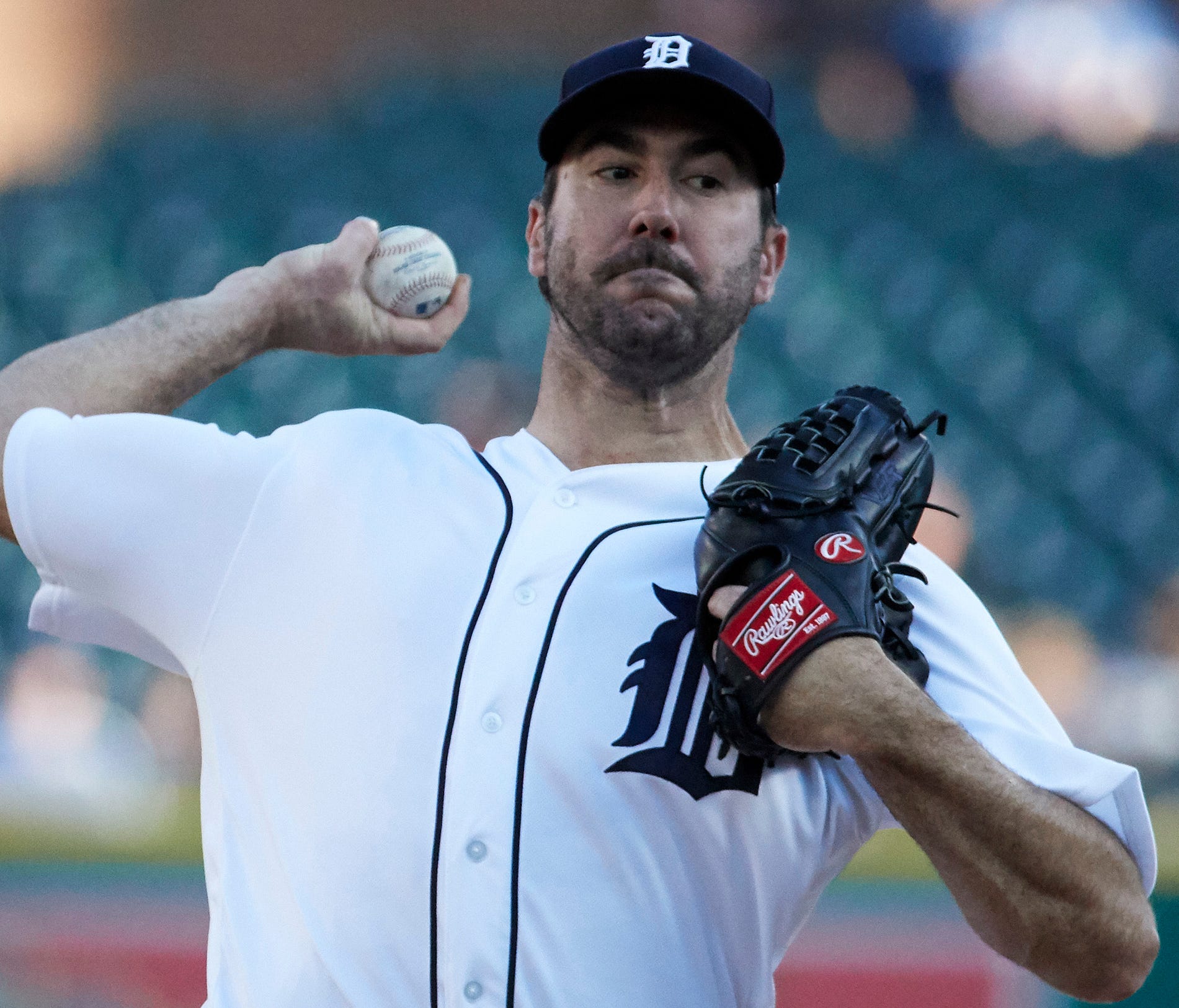 Jul 24, 2017; Detroit, MI, USA; Detroit Tigers pitcher Justin Verlander (35) pitches in the first inning against the Kansas City Royals at Comerica Park. Mandatory Credit: Rick Osentoski-USA TODAY Sports