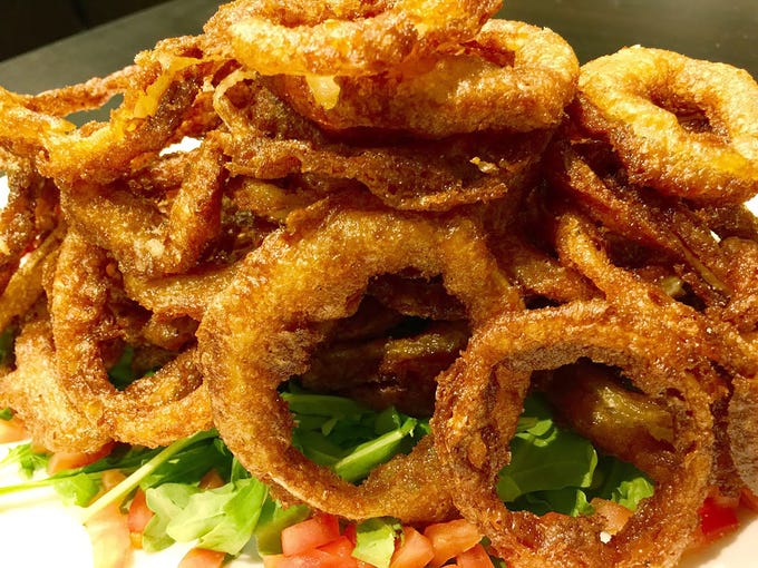 20 places to savor National Onion Rings Day in Phoenix