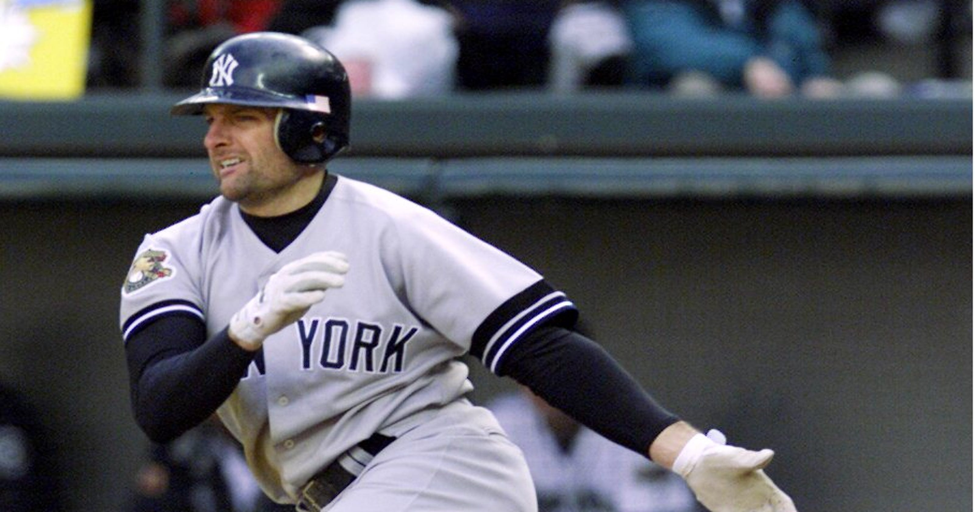Former MLB AllStar Chuck Knoblauch accused of assaulting exwife
