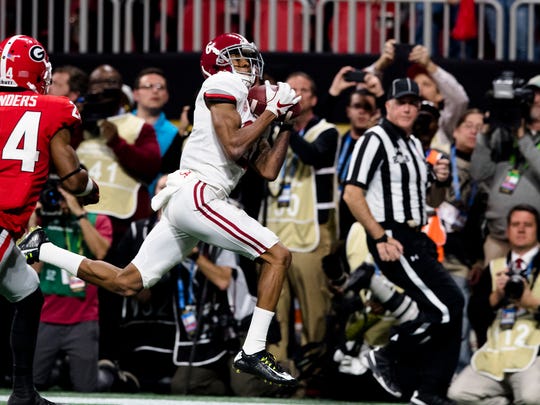Minkah Fitzpatrick Taking Bathroom Break On Alabama Game Tying Td