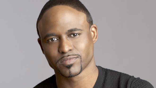 Wayne Brady does four  shows this weekend at the Tempe Improv.
