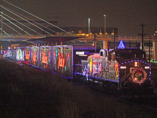 Christmas Train Wisconsin 2022 Holiday Train, Natural Christmas And More To Do Around Wisconsin This Week