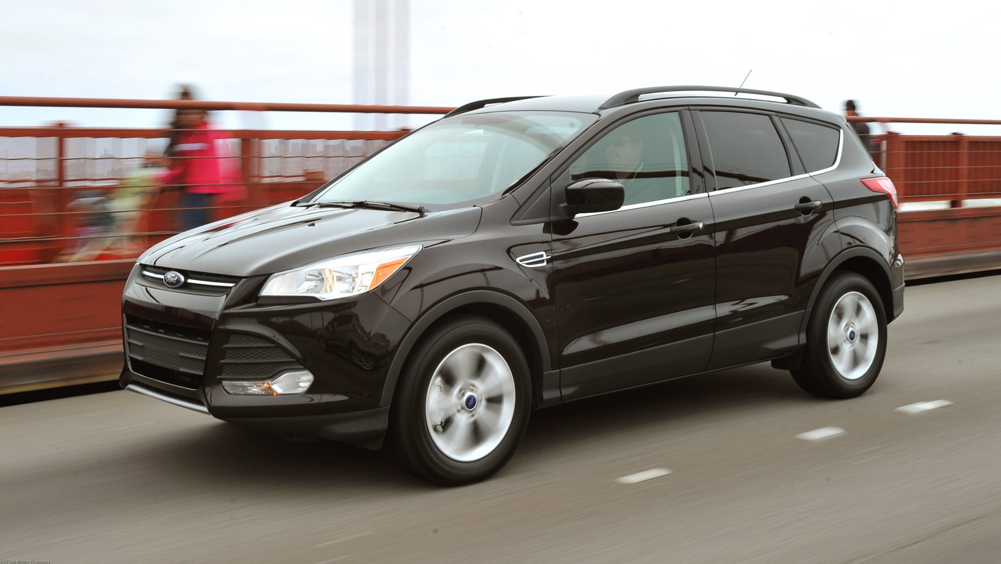 Ford recalling escapes #7