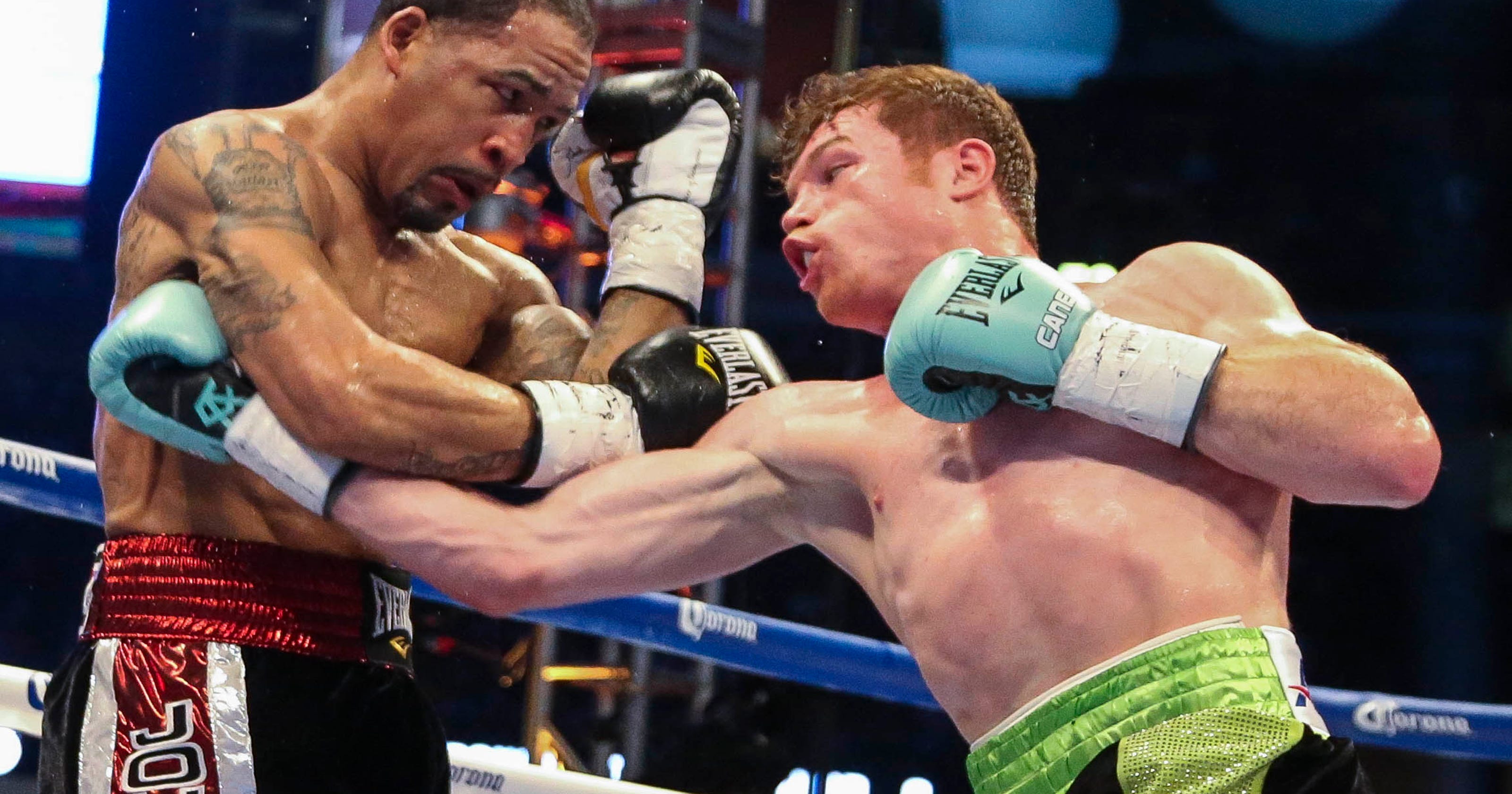 Canelo Alvarez KOs James Kirkland in third round
