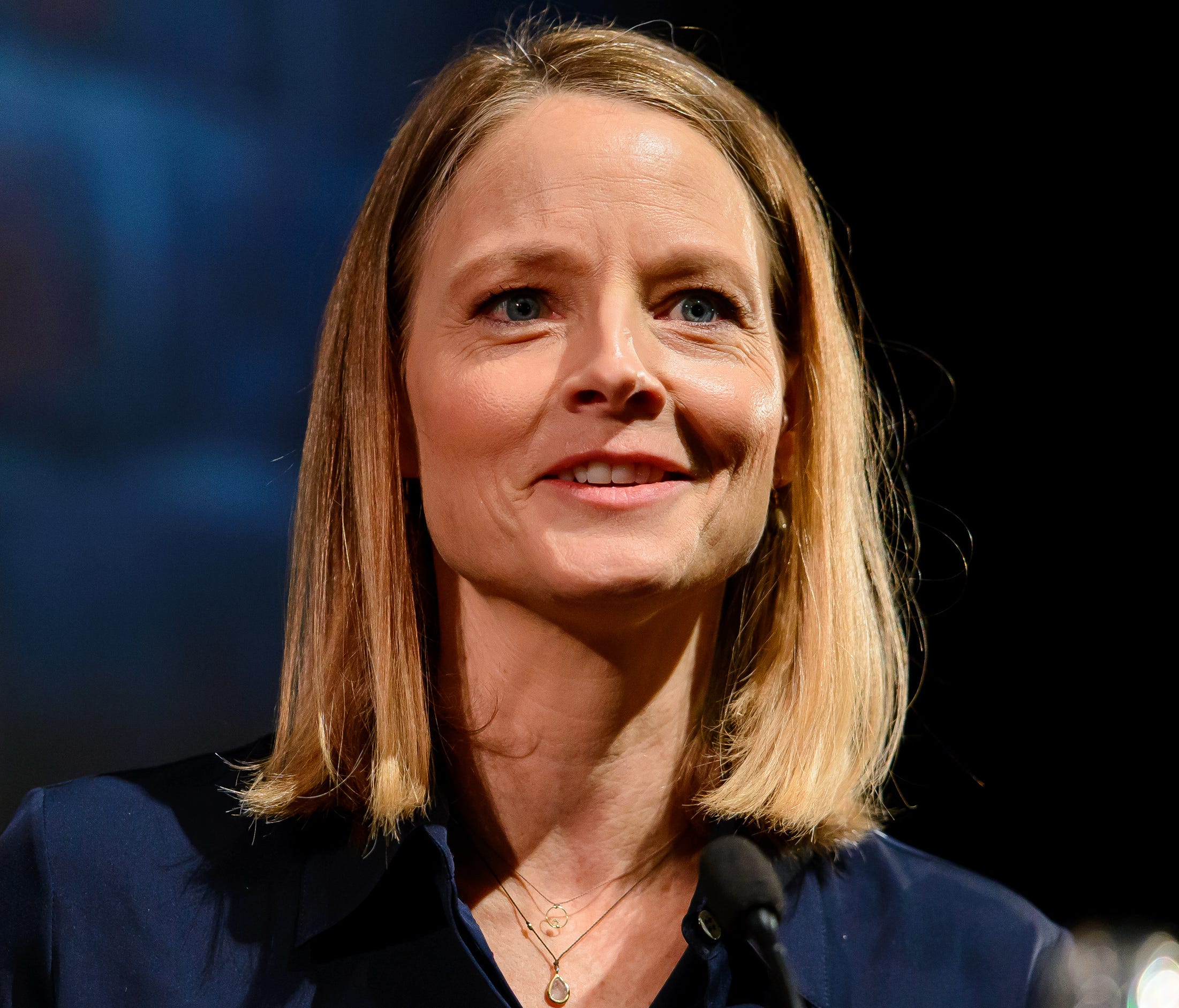 Jodie Foster is the latest actress to show her support for sexual harassment accusers.