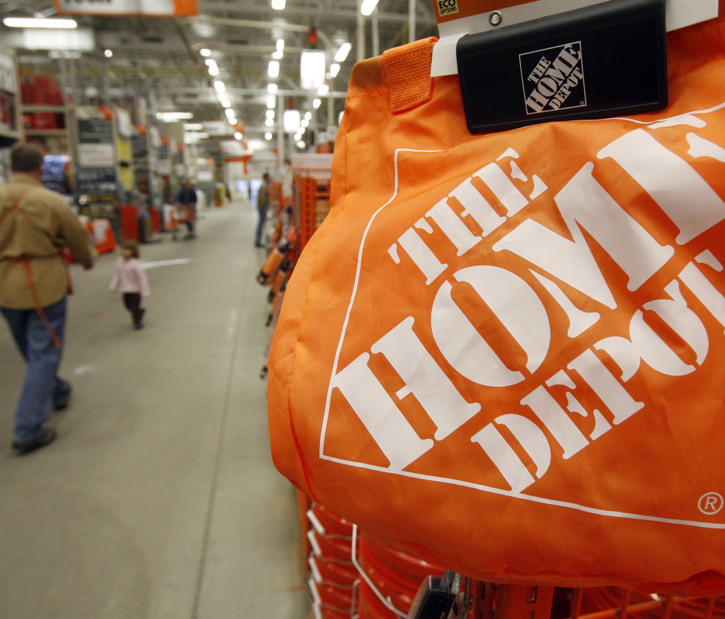 Active-duty military and veterans are eligible for Hone Depot's military discount on Memorial Day.