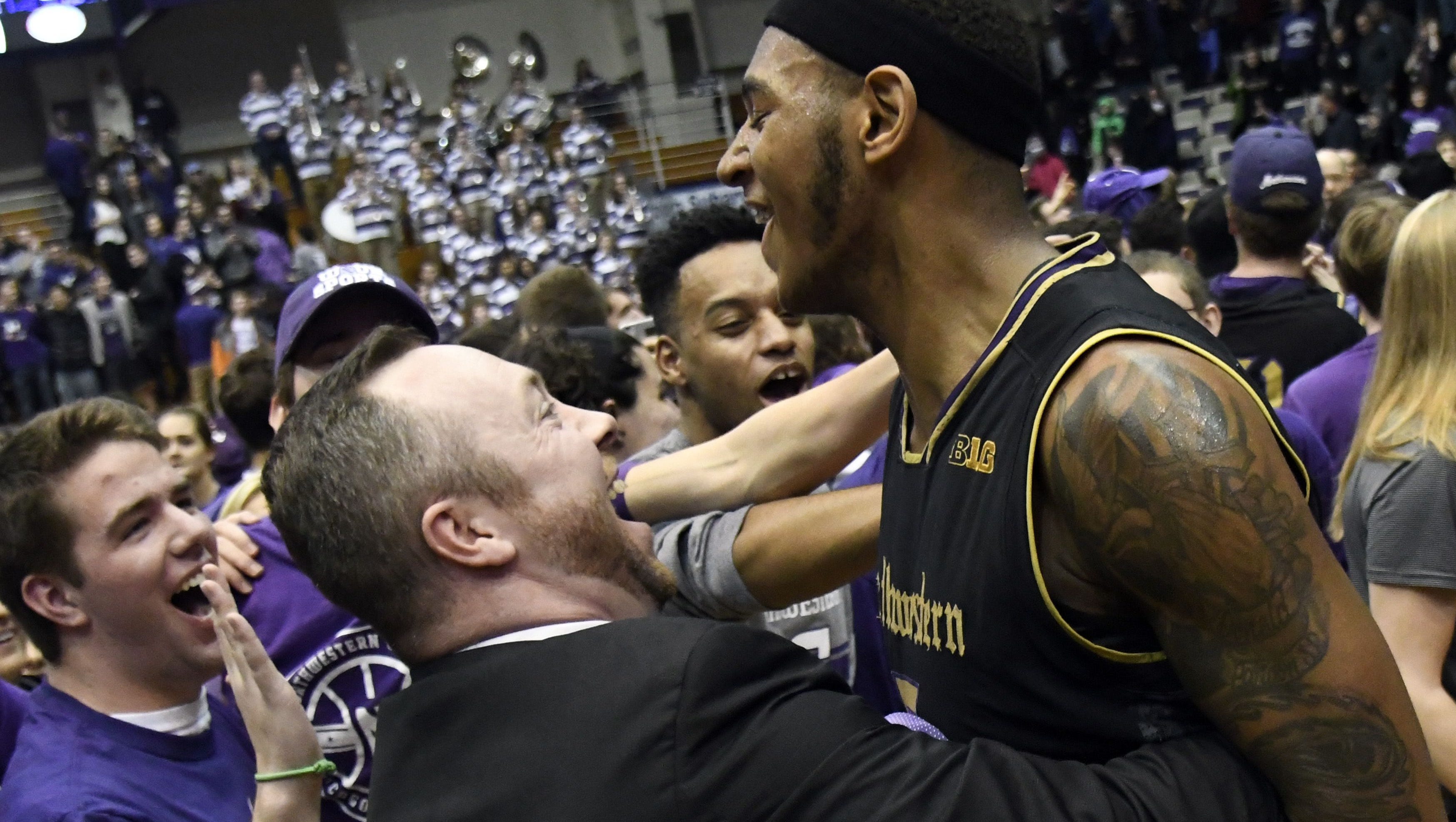 Greatest Play In Northwestern History Helps Wildcats Beat Michigan