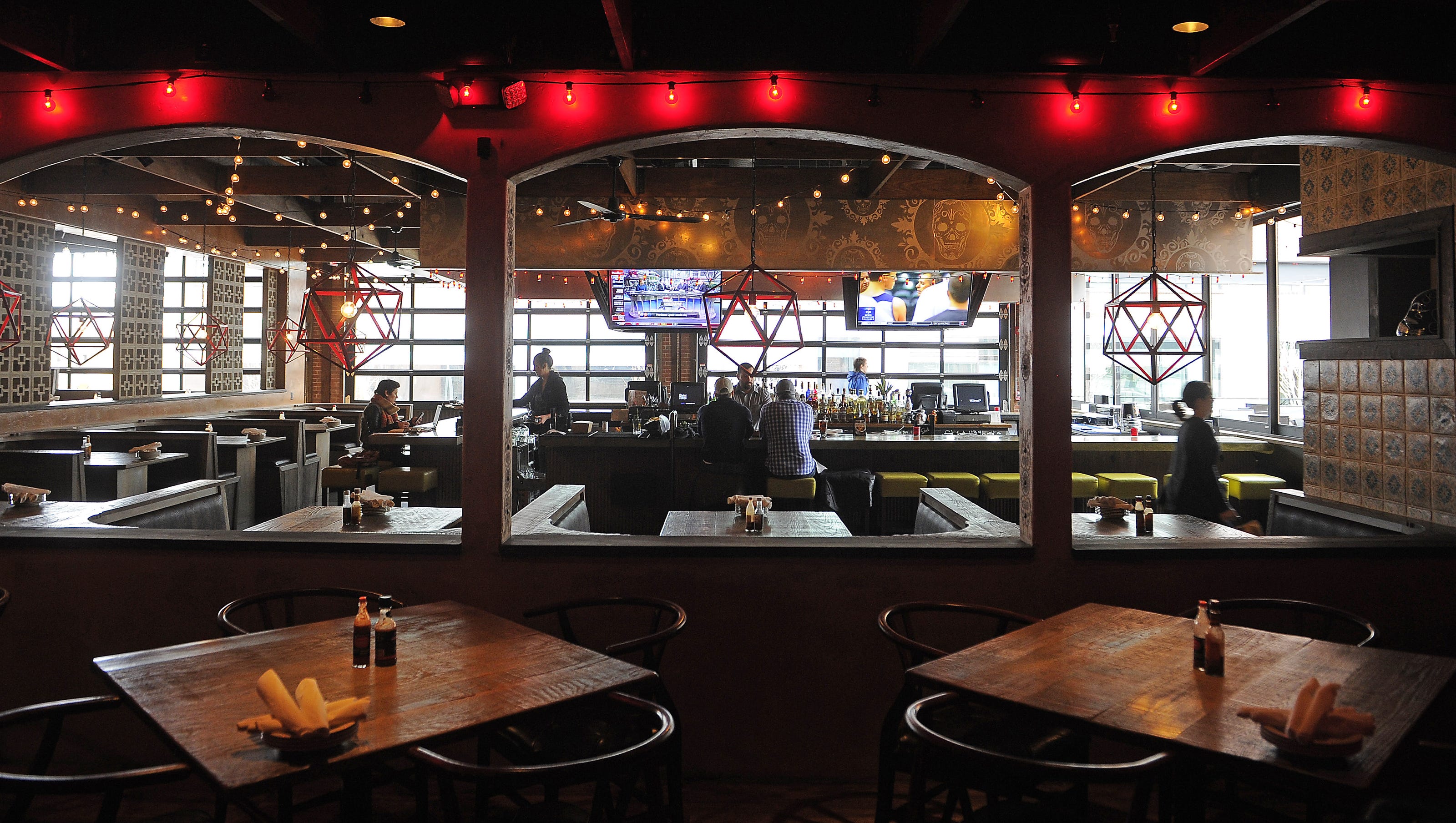 Nashville restaurants in Gulch, Broadway close due to COVID-19 tests
