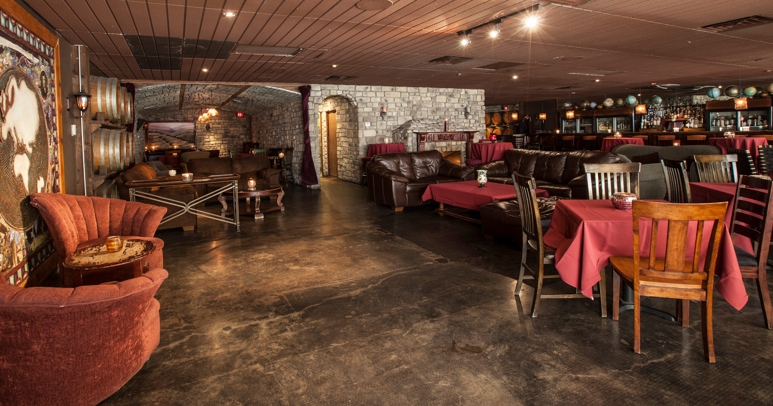 Kazimierz World Wine Bar In Scottsdale Closes Along With Cowboy Ciao