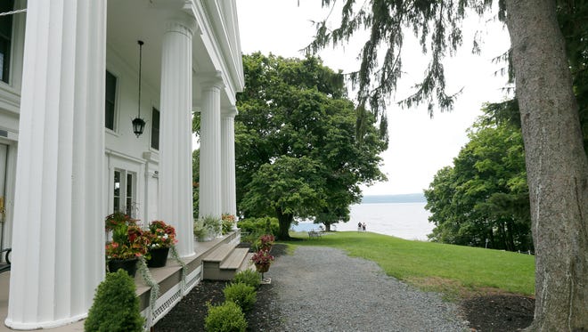 Finger Lakes Weekend Wineries On Northern Seneca Lake Near Geneva Ny