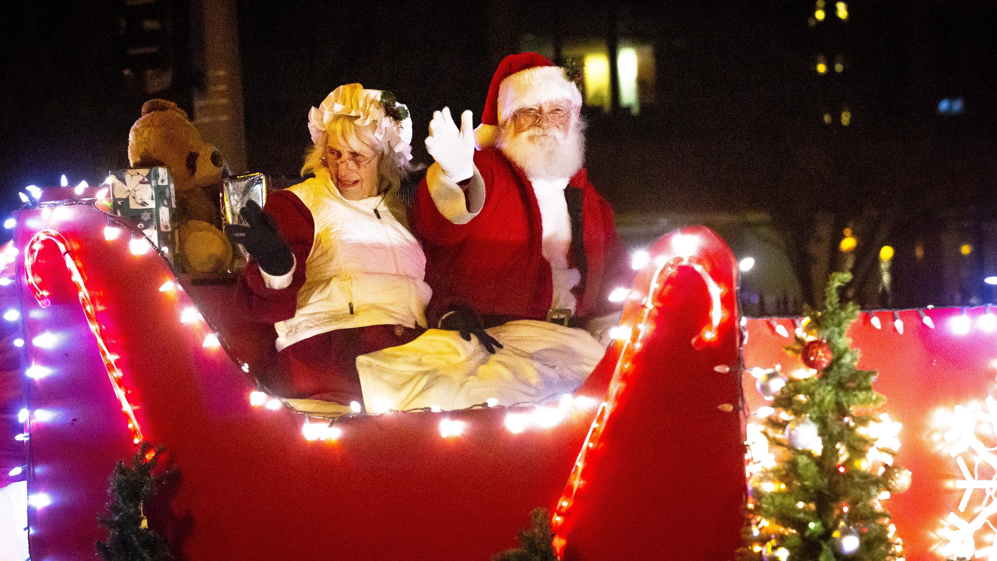 Springfield Christmas Parade 2021 Annual Springfield Holiday Parade Set To Make December Comeback Springfield Christmas Parade 2021 Annual Springfield Holiday Parade Set To Make December Comeback