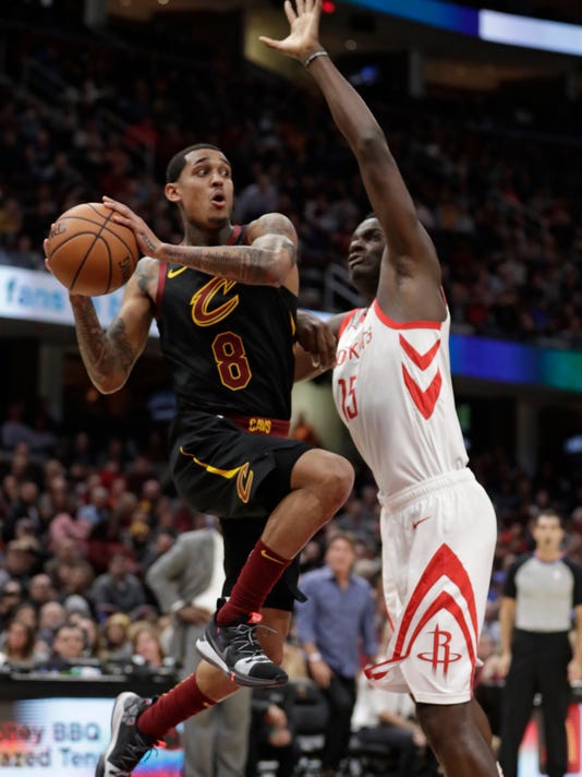 Sexton scores 29 as Cavs hold off Harden, Rockets 117-108