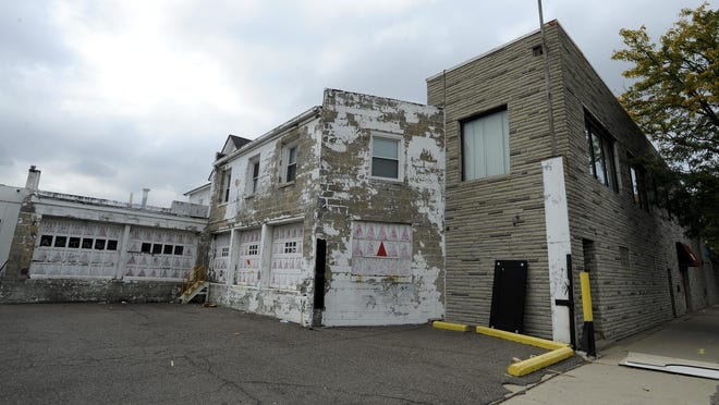 The former Matrix Human Services Head Start business is in the back of the old Lincoln Brass Works building. Nine months before the state's environmental chief said old chemical vapors could be a serious public health threat, state officials were quietly beginning the first of seven evacuations around the state spurred by toxic fumes from lingering underground pollution, state records show.