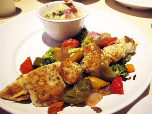 Review: Zoës Kitchen brings Mediterranean flavors