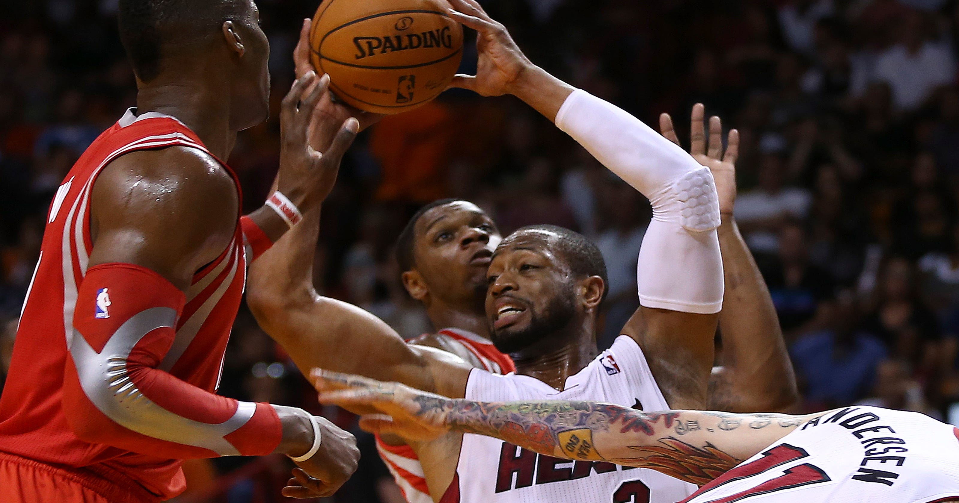 Dwyane Wade on pace to lead all guards in shooting