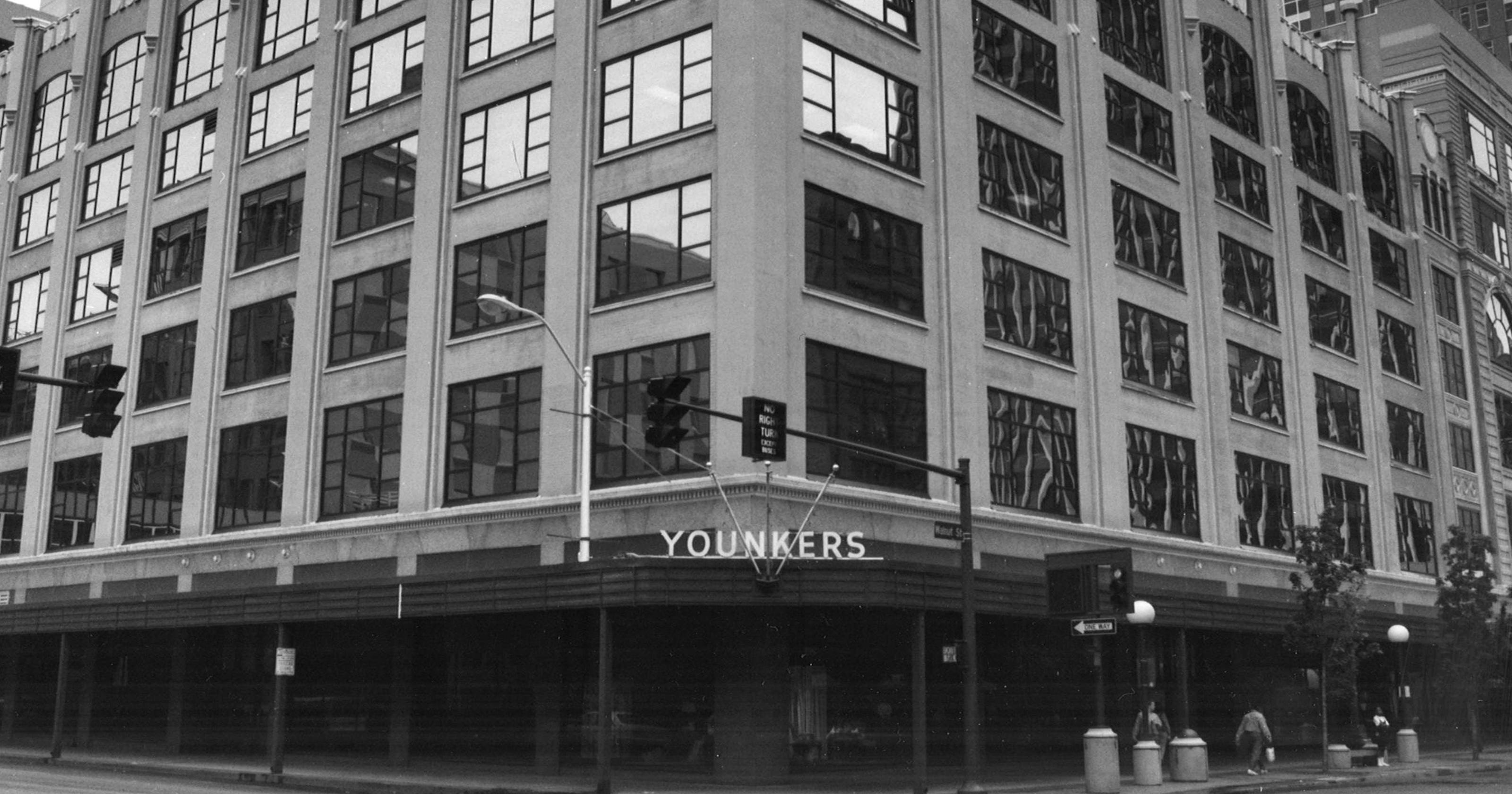Photos Historic photos of downtown Des Moines Yonkers building