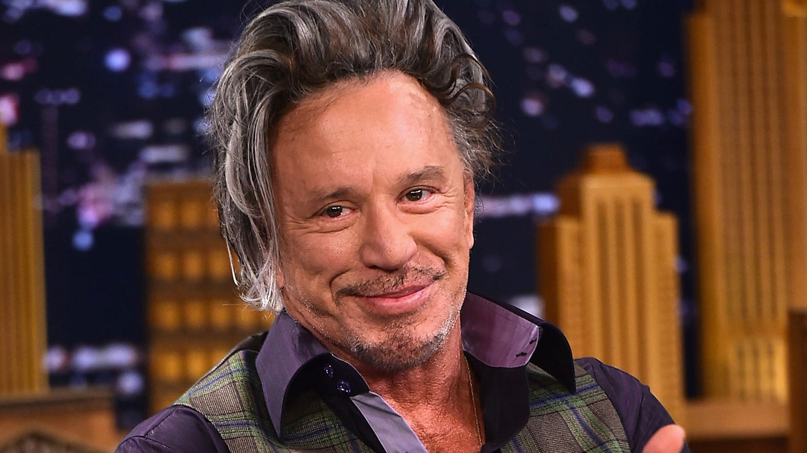 Mickey Rourke labels Tom Cruise 'irrelevant,' details childhood abuse