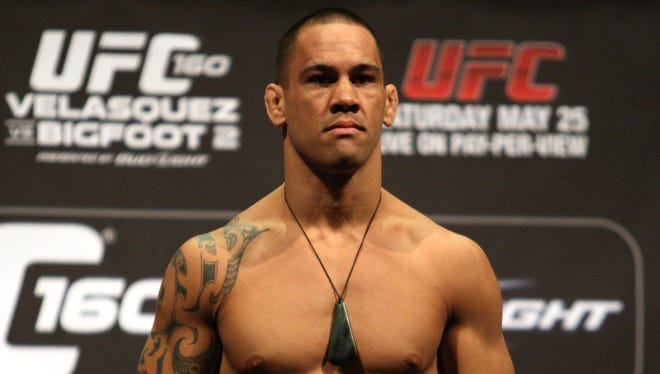 UFC light heavyweight James Te Huna fights in his native New Zealand on Saturday