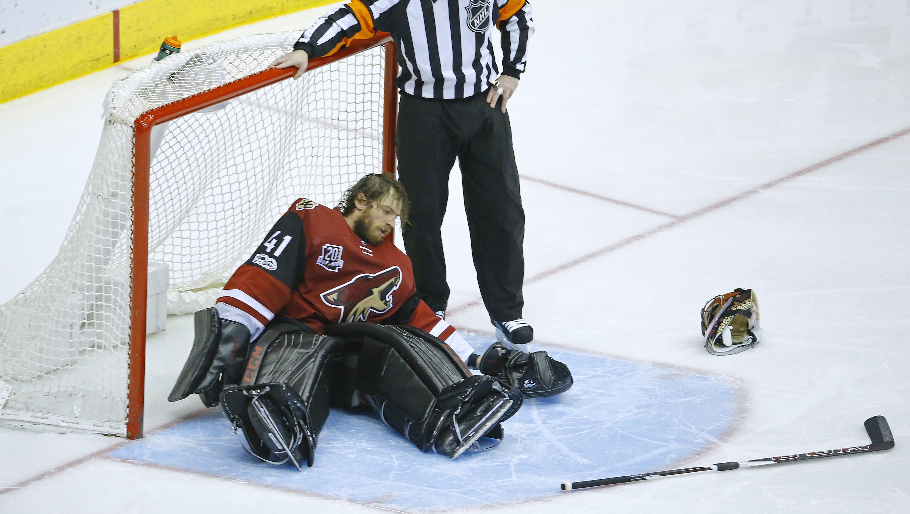 Coyotes goalie Mike Smith blasts NHL concussion protocol rule