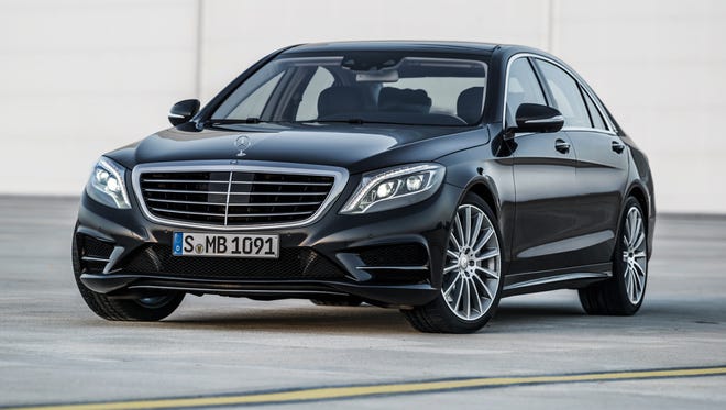 The 2015 Mercedes-Benz S550 features its familiar chrome grille and three-pointed star, but updates with 20-inch alloys and all-LED lighting.