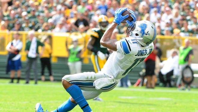 Lions wide receiver Marvin Jones Jr. has to backpedal to make a reception in the end zone for a touchdown after a Packers botched coverage late in the fourth quarter.