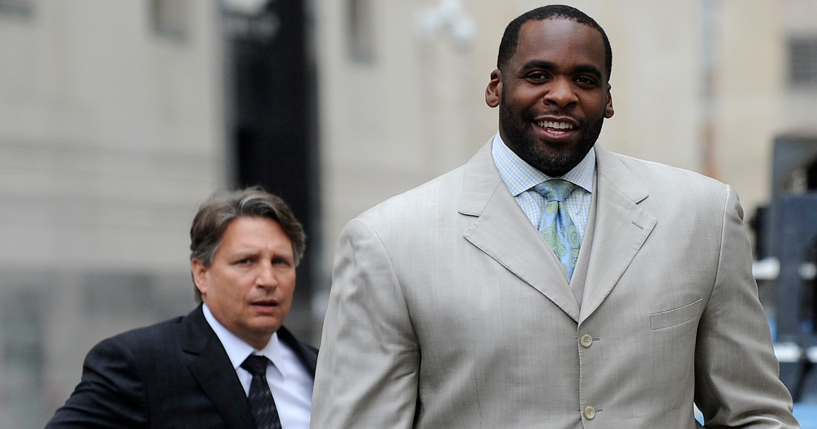 Former Detroit mayor Kwame Kilpatrick will return to Detroit Aug 23