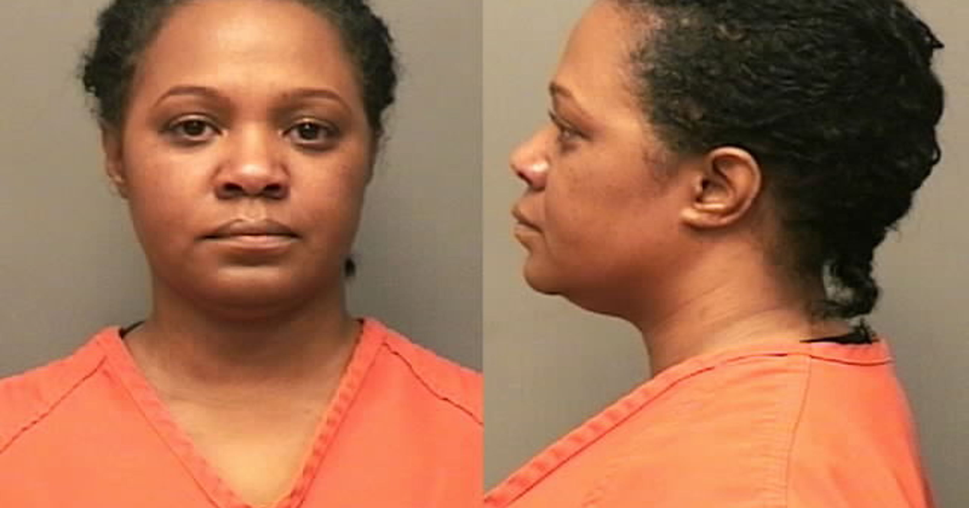 Clarksville teacher charged with pulling student's hair