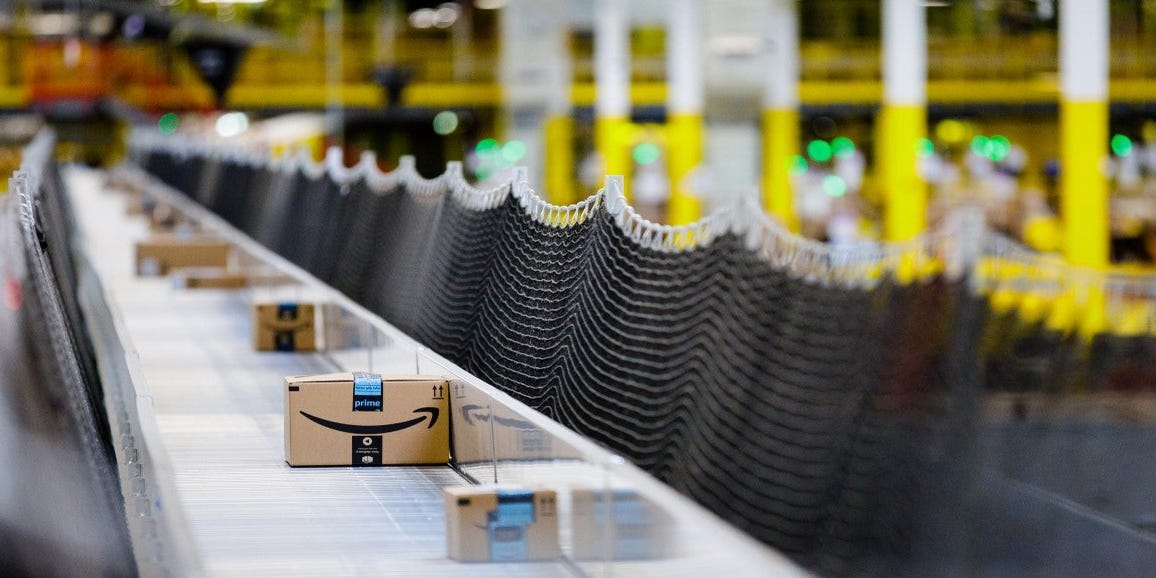 Amazon Gives Warehouse Workers Temporary Covid 19 Overtime Pay Raise