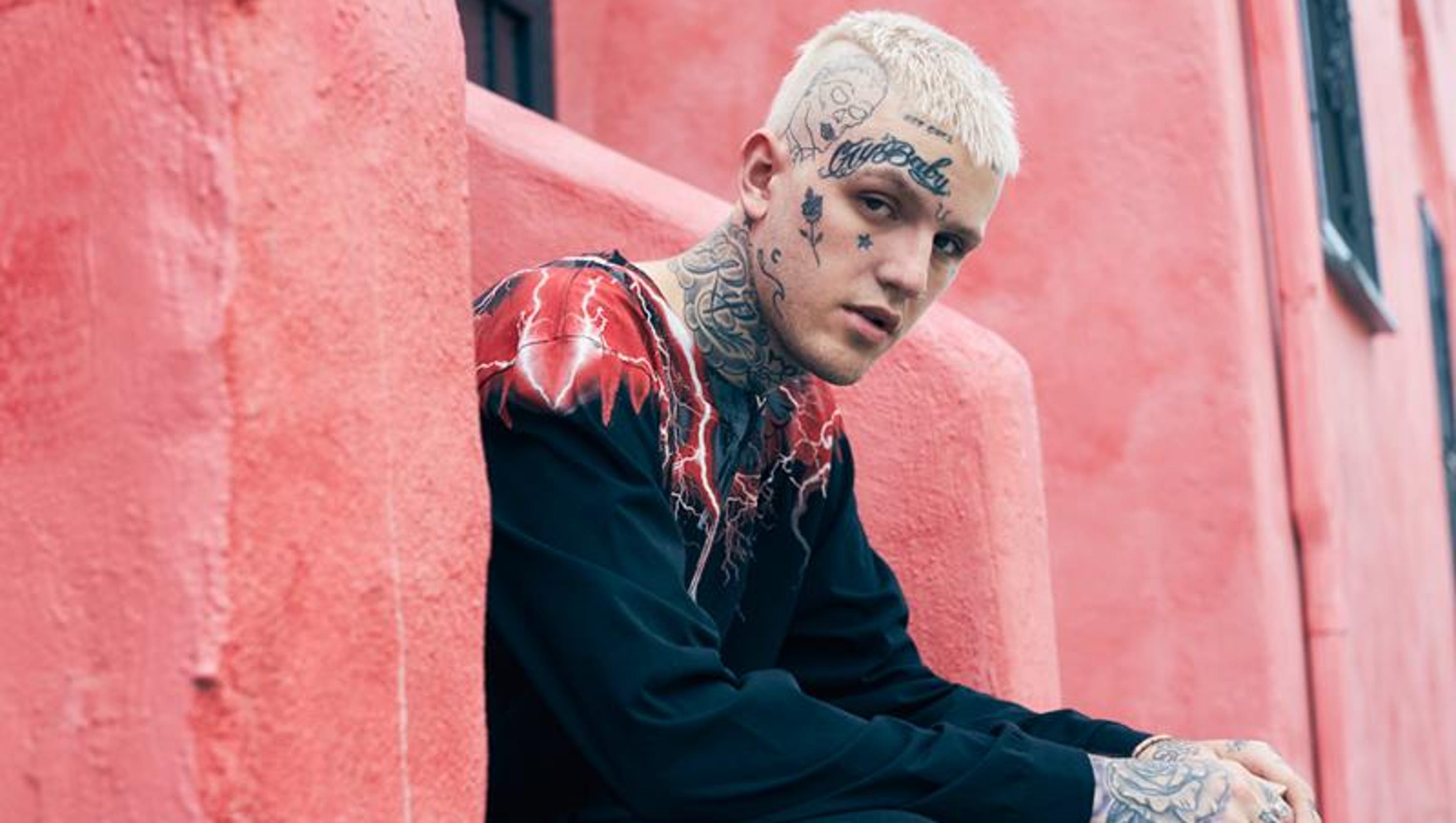 Rapper Lil Peep dies at 21, fans mourn: 'Your music changed the world'