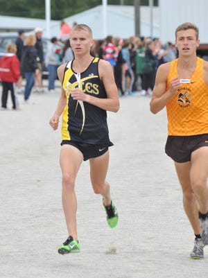 Chad Johnson and Zach Kreft ran together earlier this season at the Bucyrus Elks Invitational and will likely do the same this weekend at the Harding Invitational.