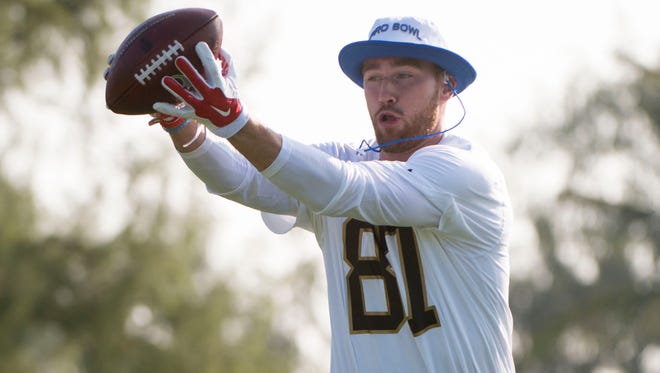 Team Rice tight end Travis Kelce of the Kansas City Chiefs (87) catches the football during the 2016 Pro Bowl practice at Turtle Bay Resort.