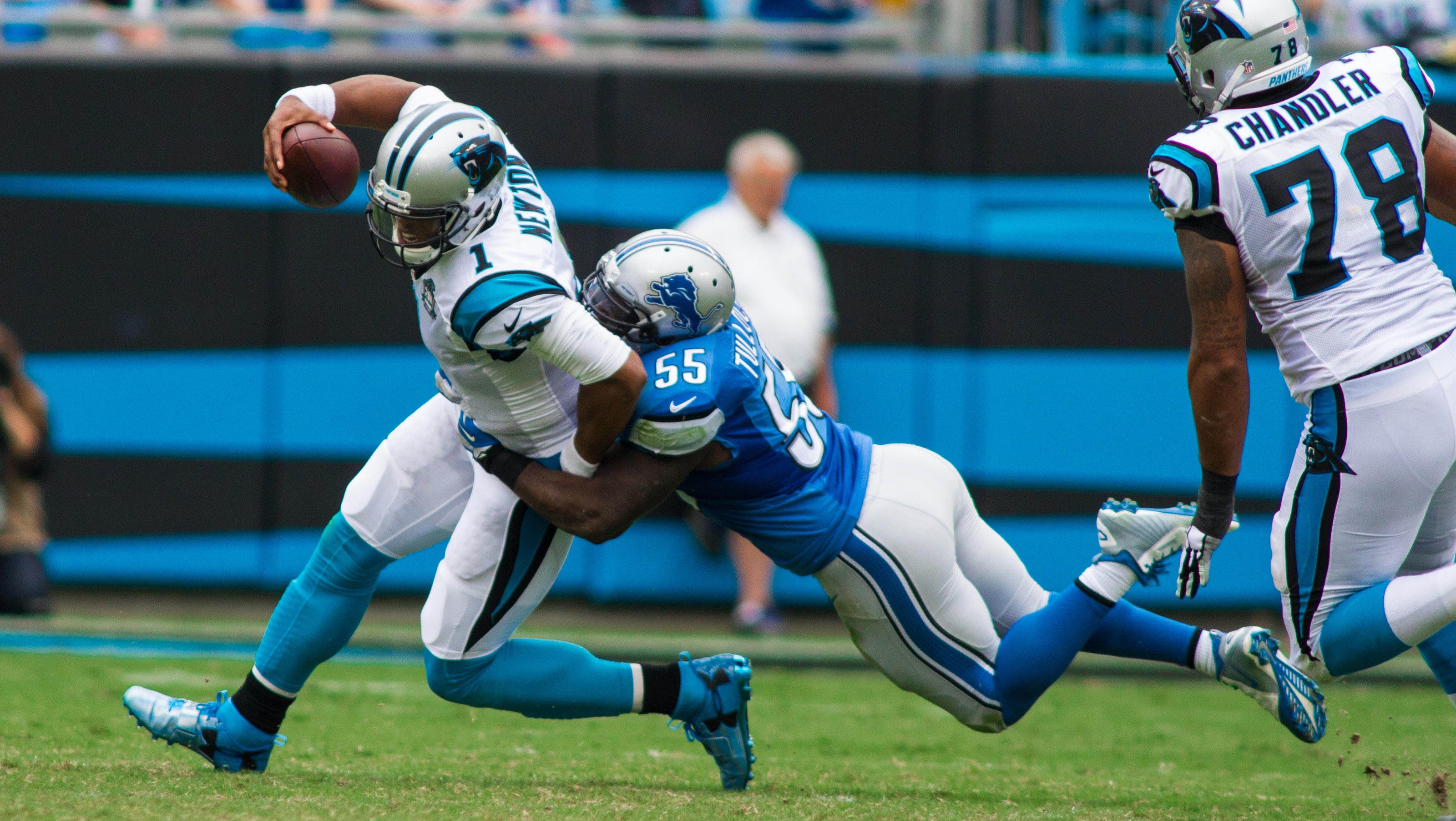 Lions Stephen Tulloch Hurts Knee Doing Sack Dance