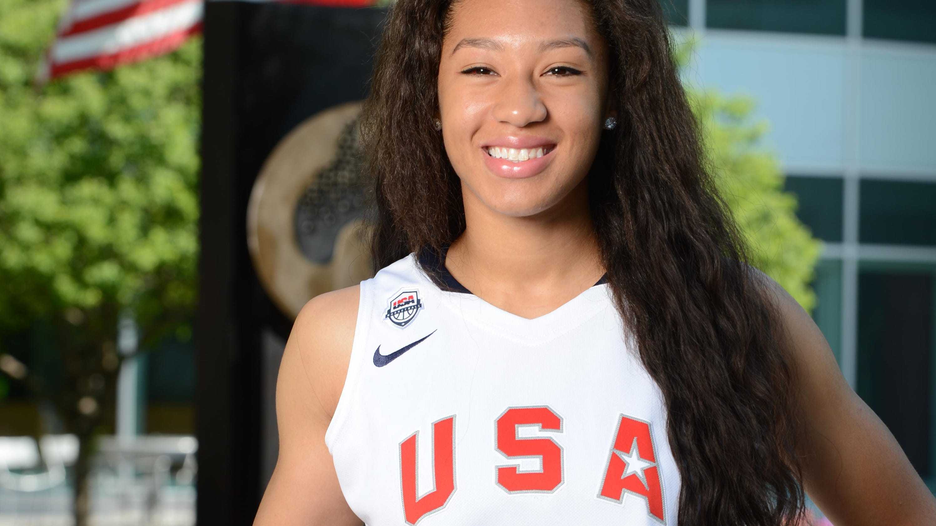 Aerial Powers' doubledouble to leads U.S. to title game